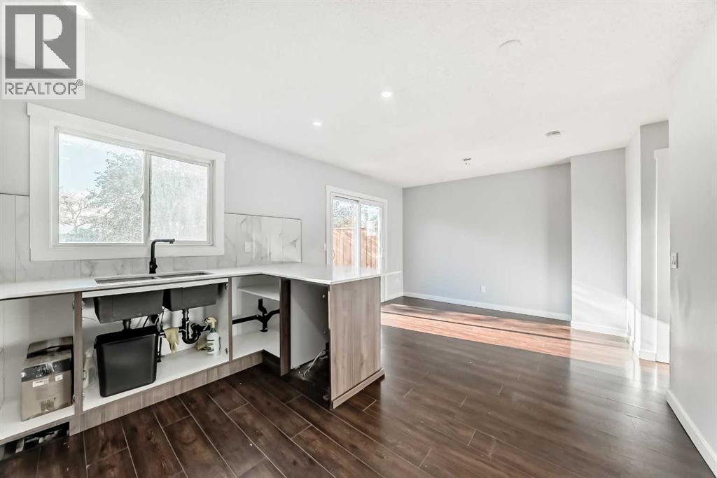 Single Family House for Sale in  Castleglen Road NE Castleridge Calgary 