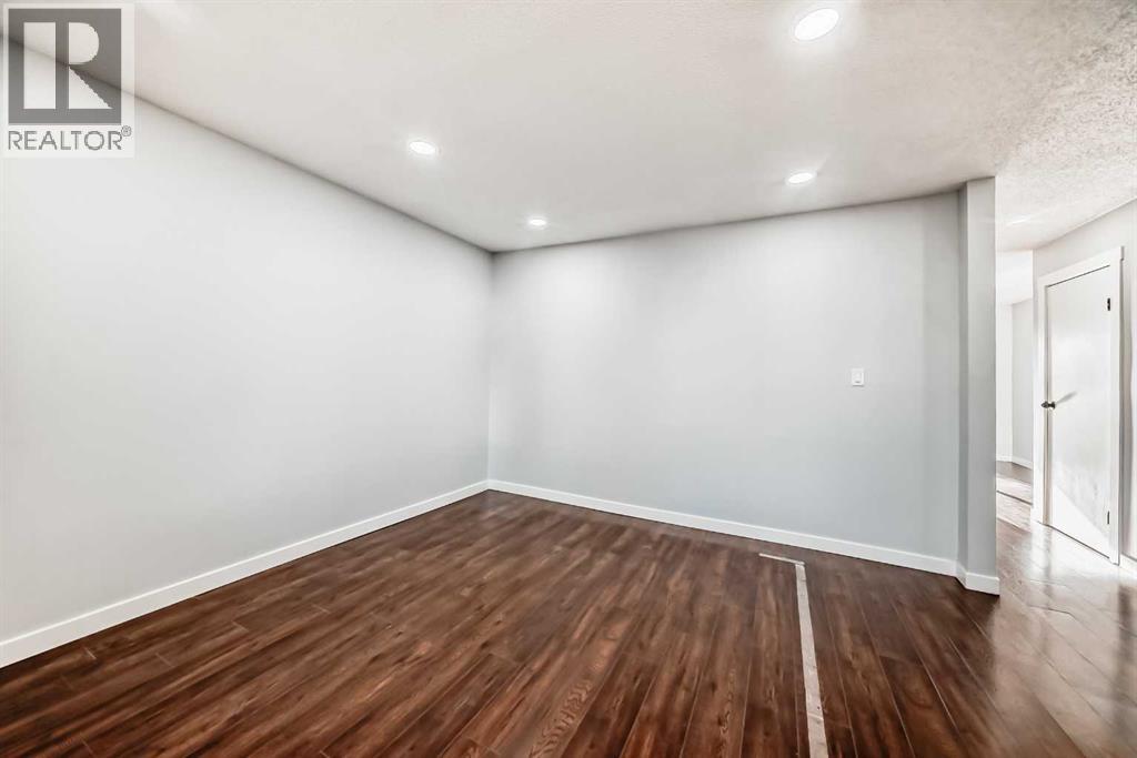 Single Family House for Sale in  Castleglen Road NE Castleridge Calgary 