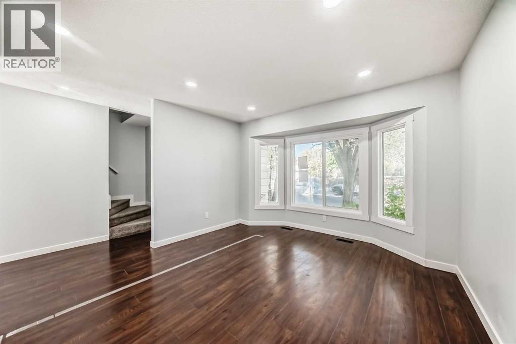Single Family House for Sale in  Castleglen Road NE Castleridge Calgary 