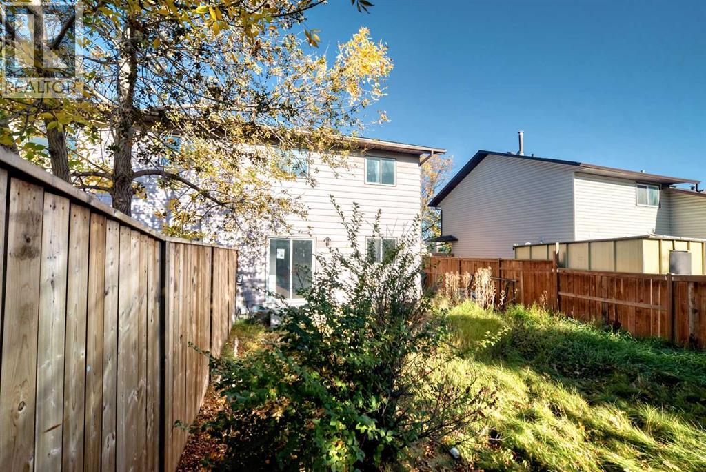 Single Family House for Sale in  Castleglen Road NE Castleridge Calgary 