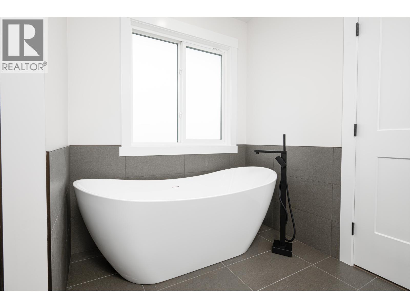 1133 MONTEITH COURT, Prince George