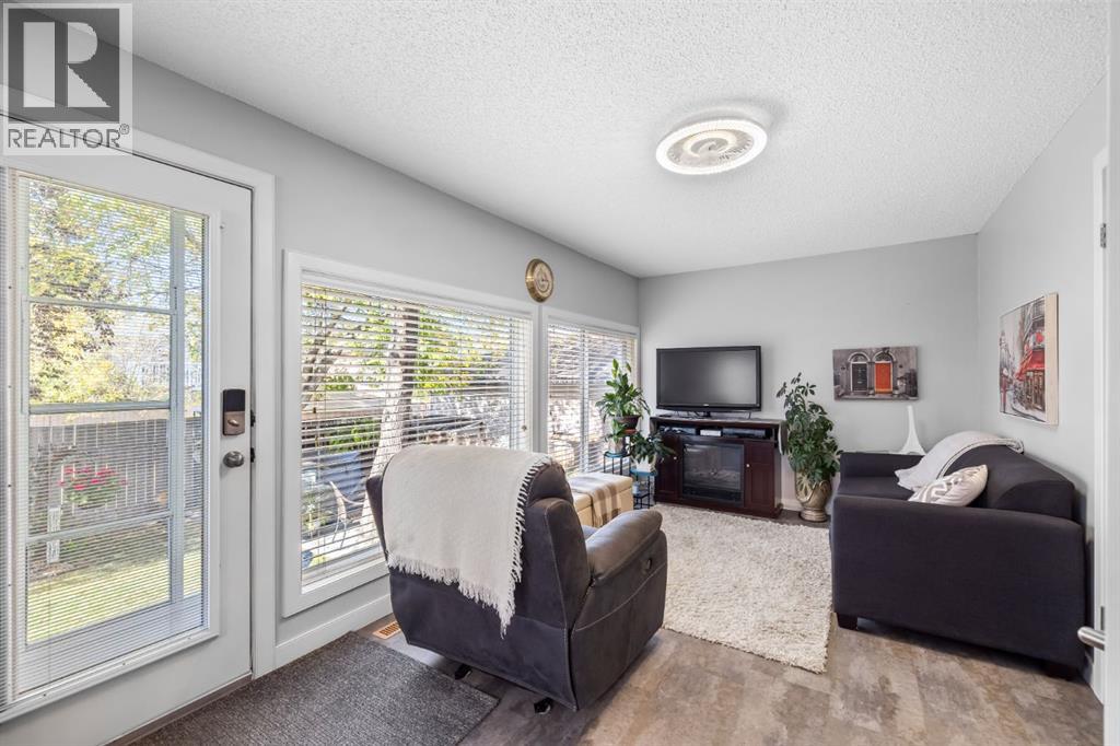 Single Family House Bi-level for Sale in  Harvest Park Road NE Harvest Hills Calgary 
