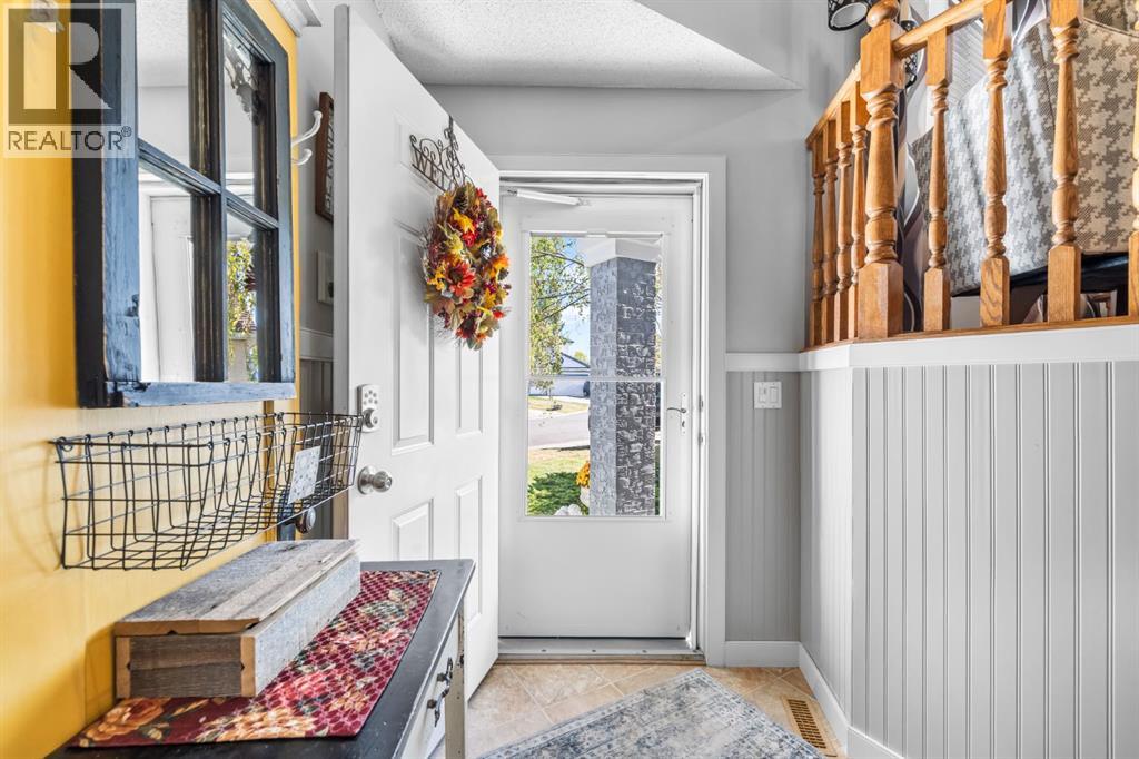 Single Family House Bi-level for Sale in  Harvest Park Road NE Harvest Hills Calgary 