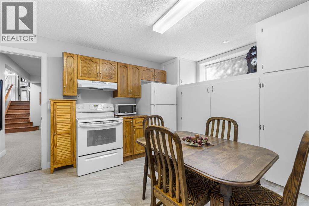 Single Family House Bi-level for Sale in  Harvest Park Road NE Harvest Hills Calgary 