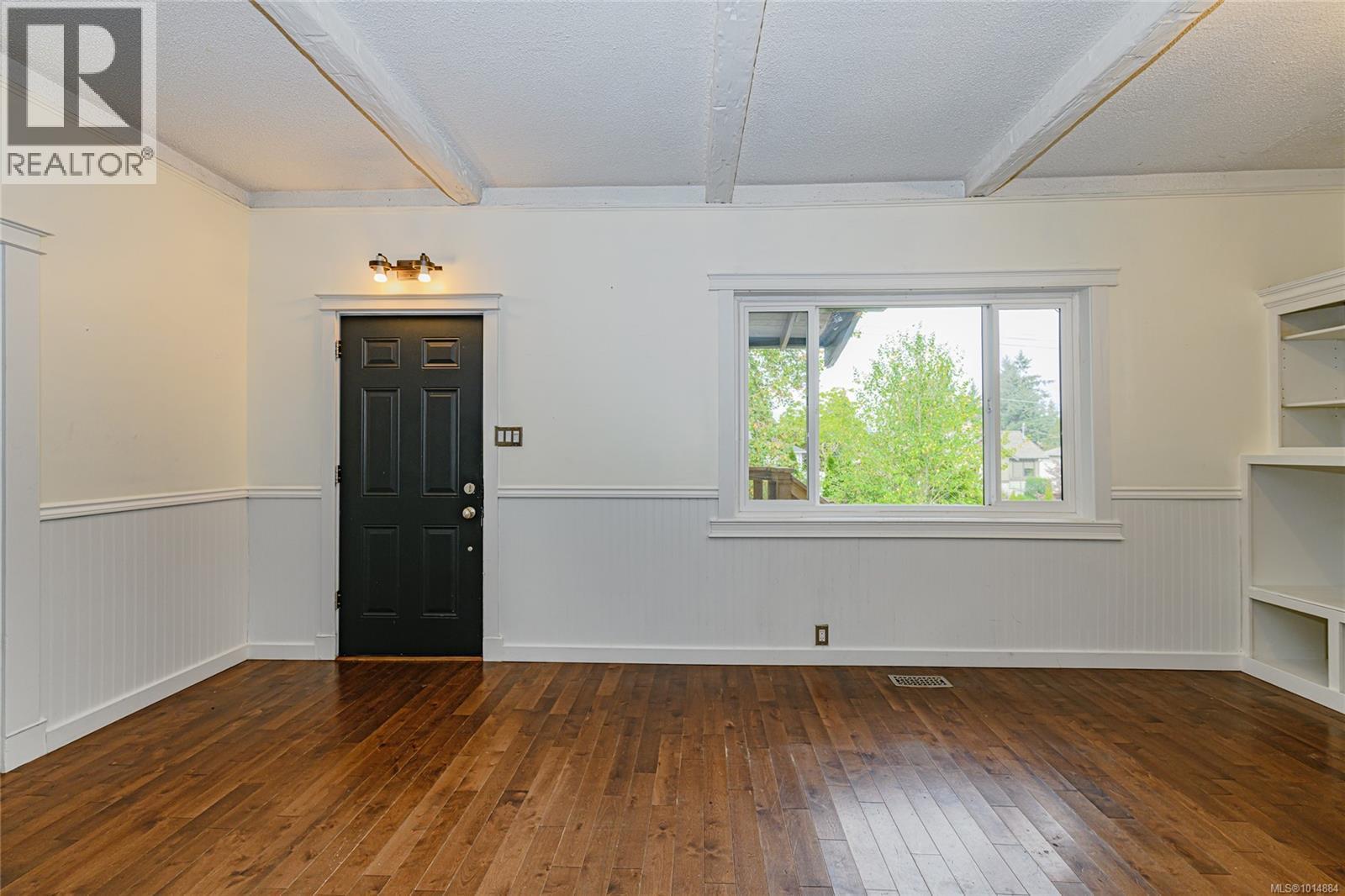  2913 Austin Avenue, Saanich