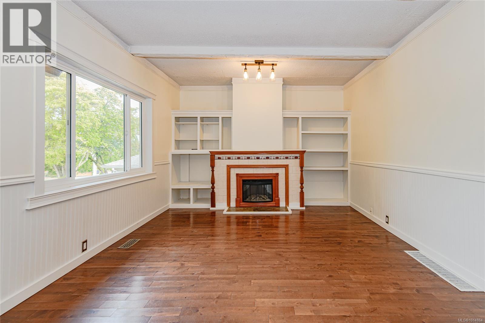  2913 Austin Avenue, Saanich