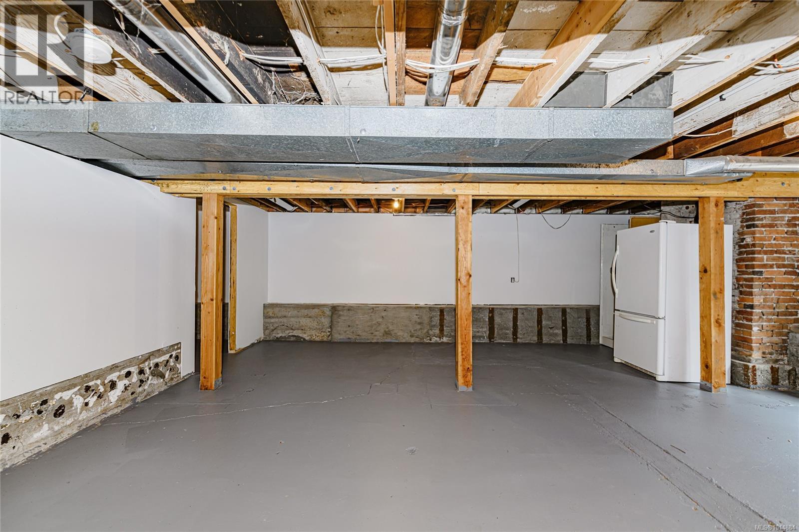  2913 Austin Avenue, Saanich
