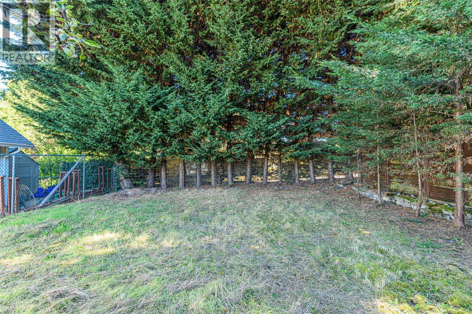  2913 Austin Avenue, Saanich