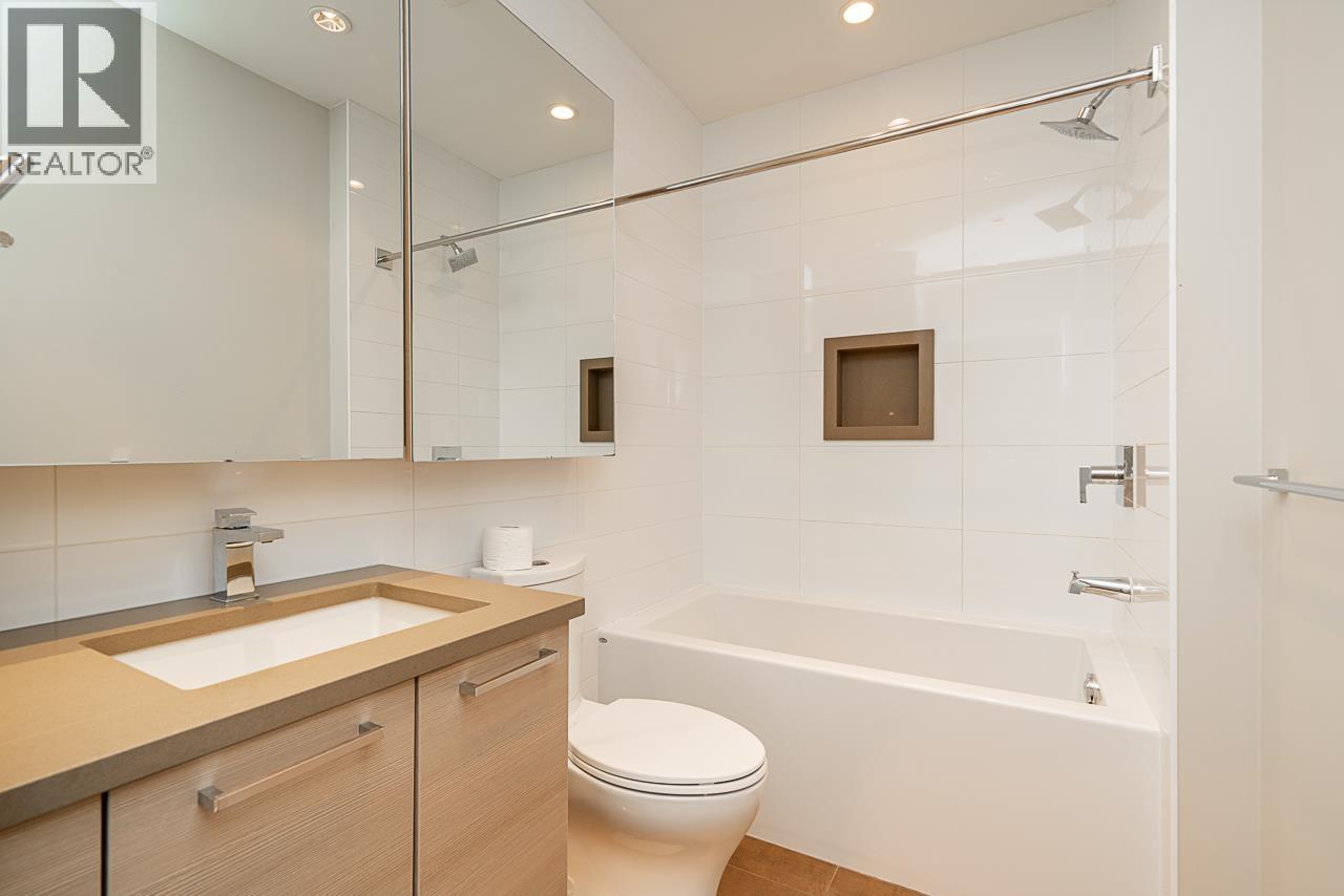 8533 RIVER DISTRICT CROSSING, Vancouver