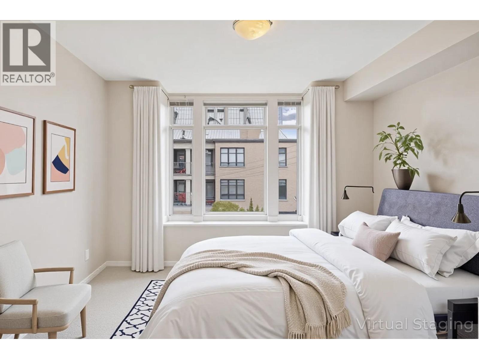 311 3727 W 10TH AVENUE, Vancouver