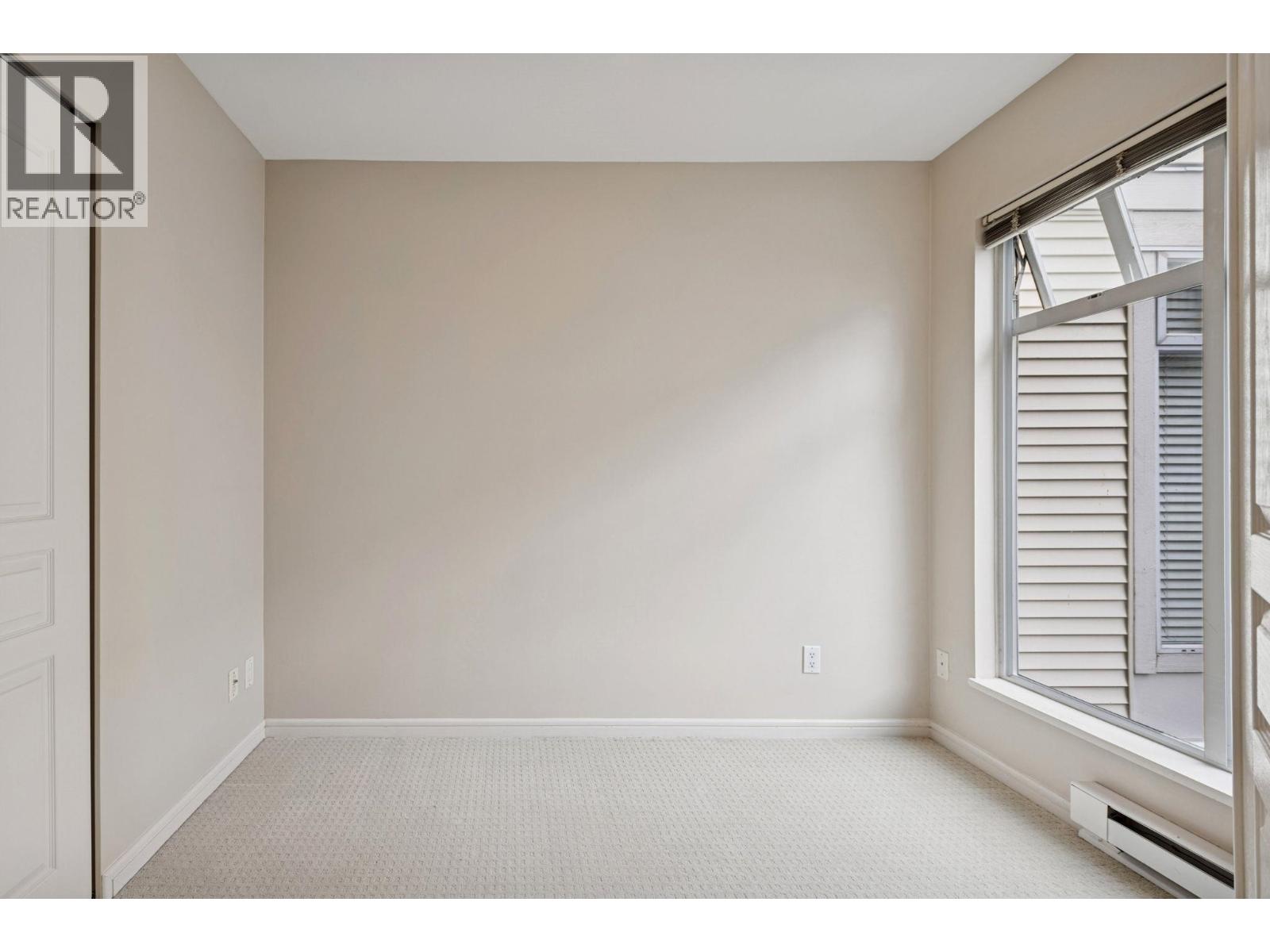 311 3727 W 10TH AVENUE, Vancouver