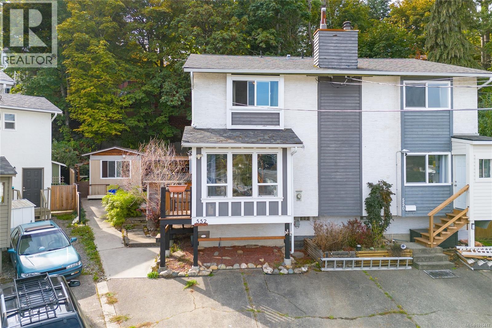  552 Strathdee Place, Colwood