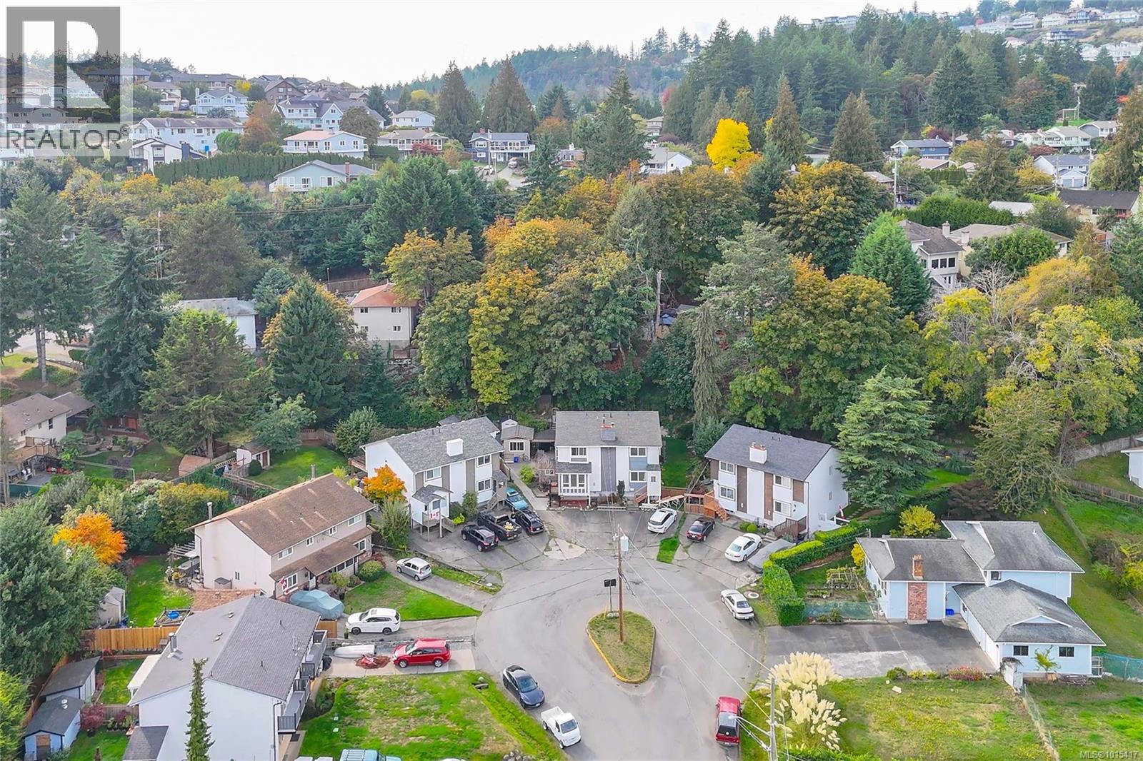  552 Strathdee Place, Colwood