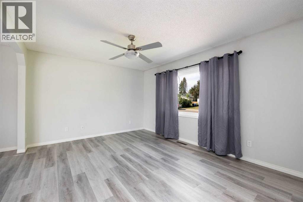 105 Hill Drive, Fort McMurray