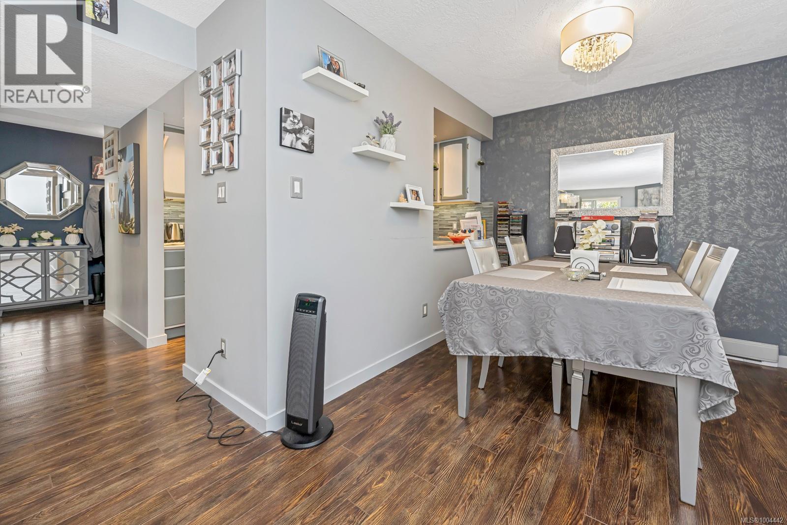 206 1223 Johnson Street, Victoria
