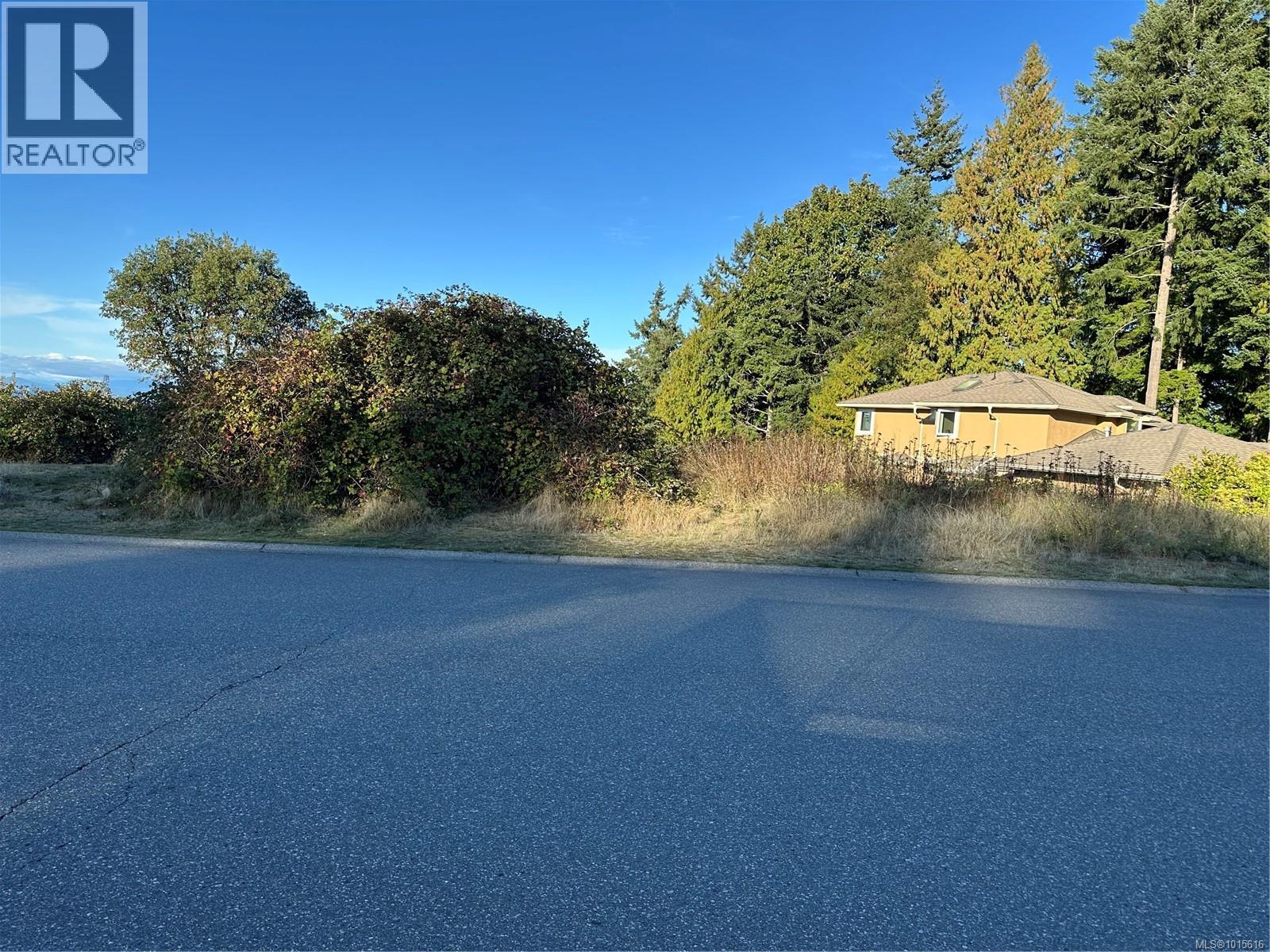 5972 Icarus Dr, Nanaimo