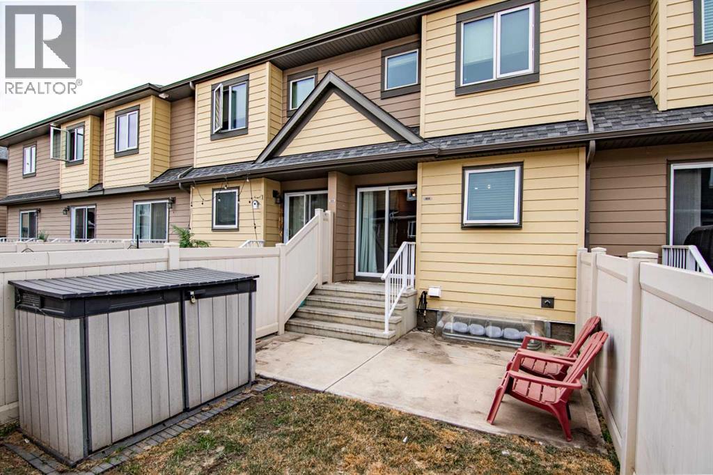 30 Carleton Avenue, Red Deer