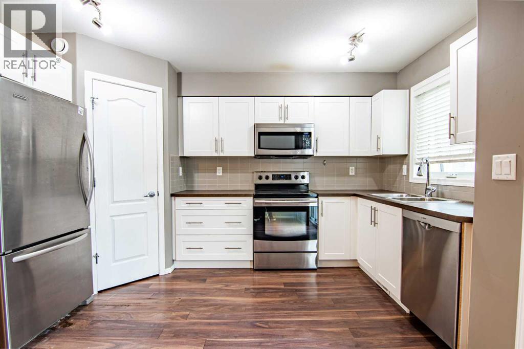 30 Carleton Avenue, Red Deer