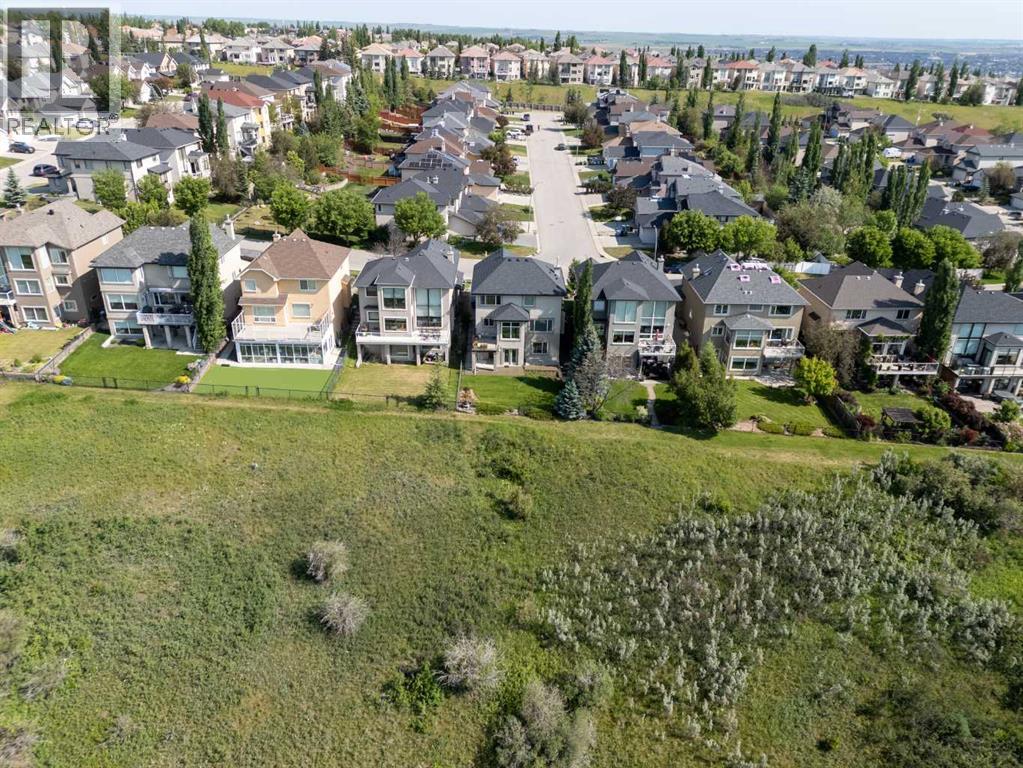 Single Family House for Sale in  Edgeridge Circle NW Edgemont Calgary 