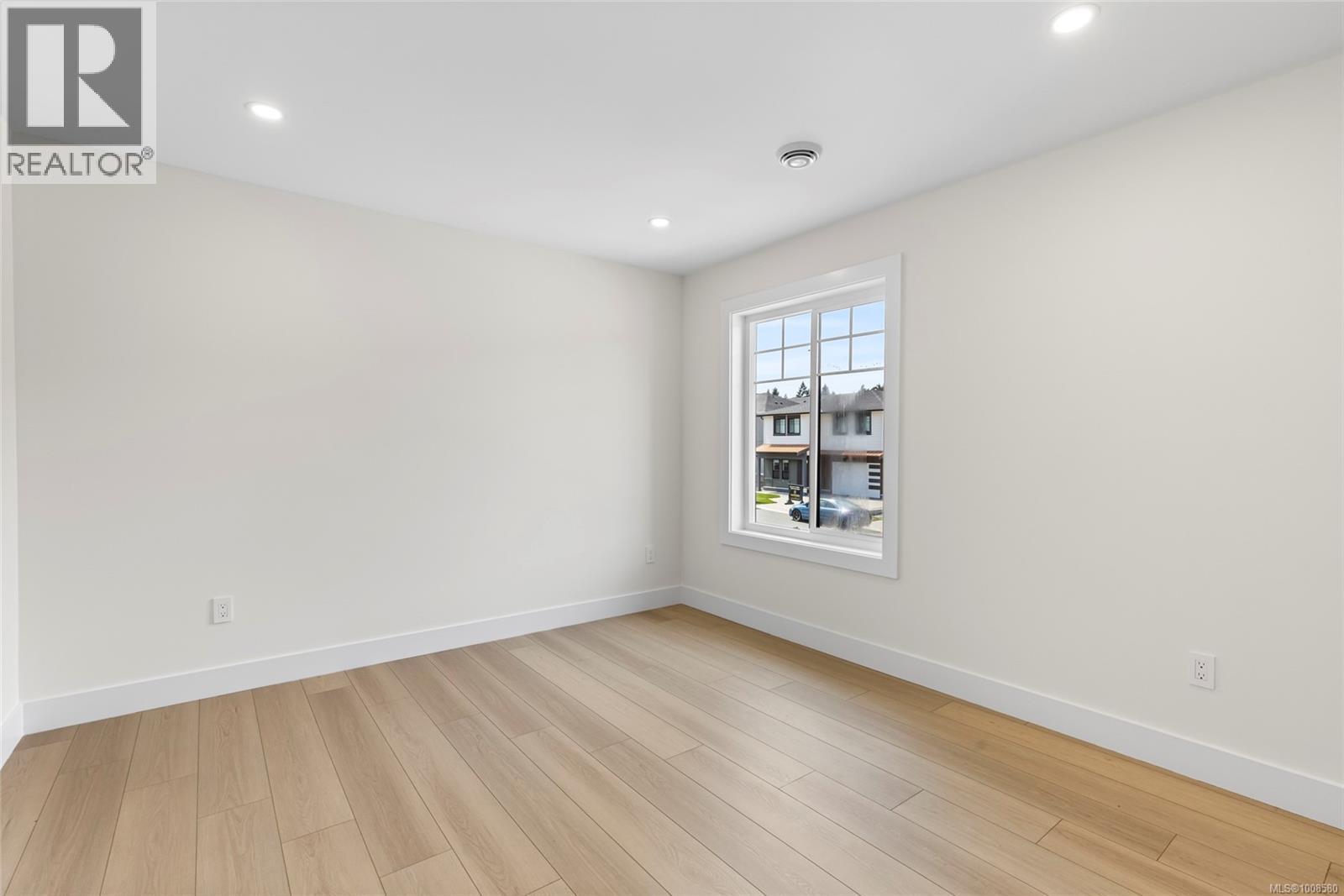  2339 Swallow Place, Langford