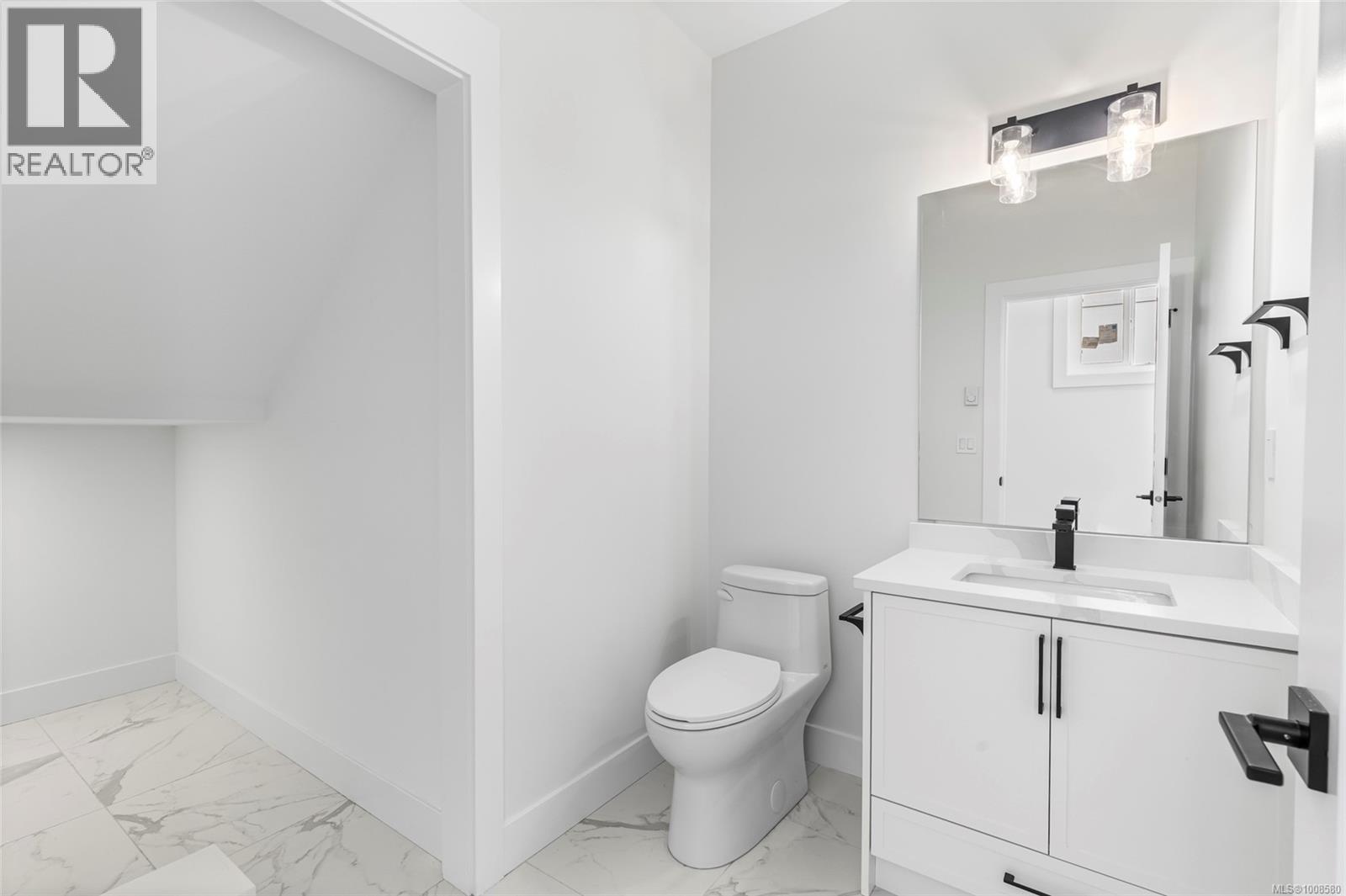  2339 Swallow Place, Langford