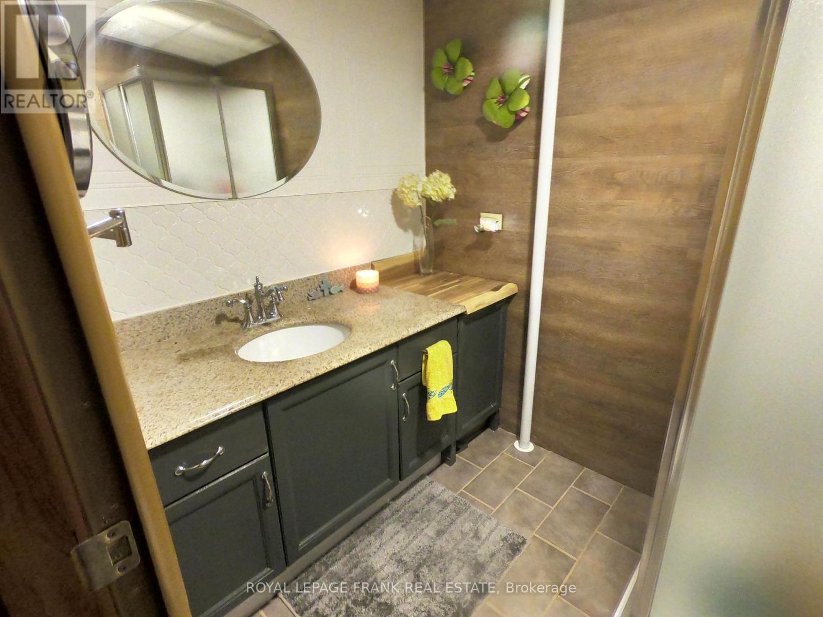 #245 248 PINNACLE HILL ROAD - 20