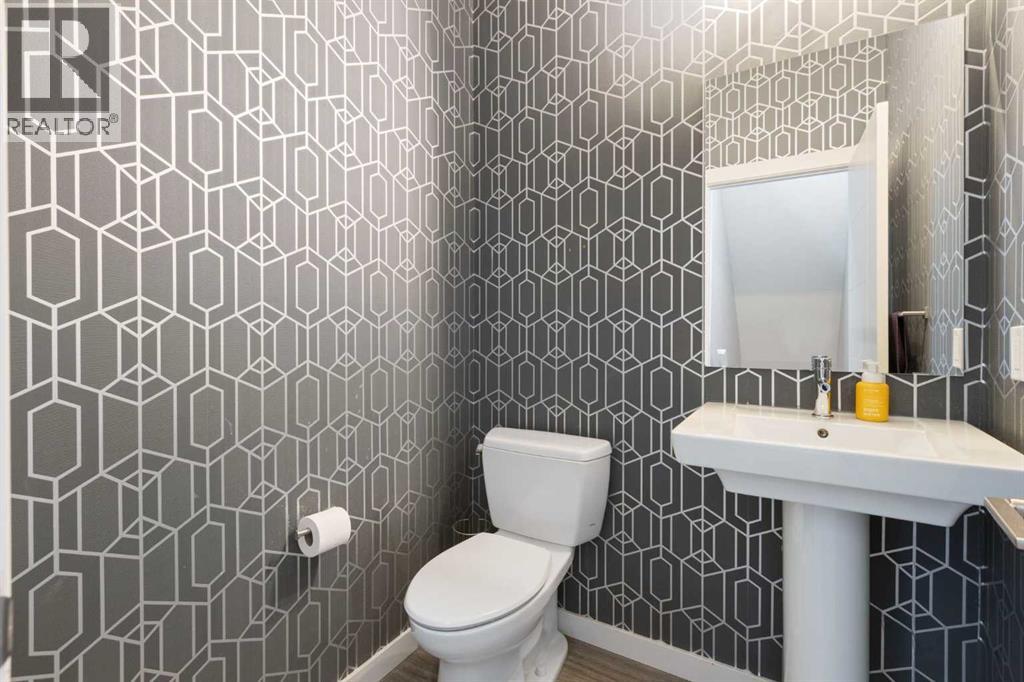 Single Family House for Sale in   Street NW Bowness Calgary 