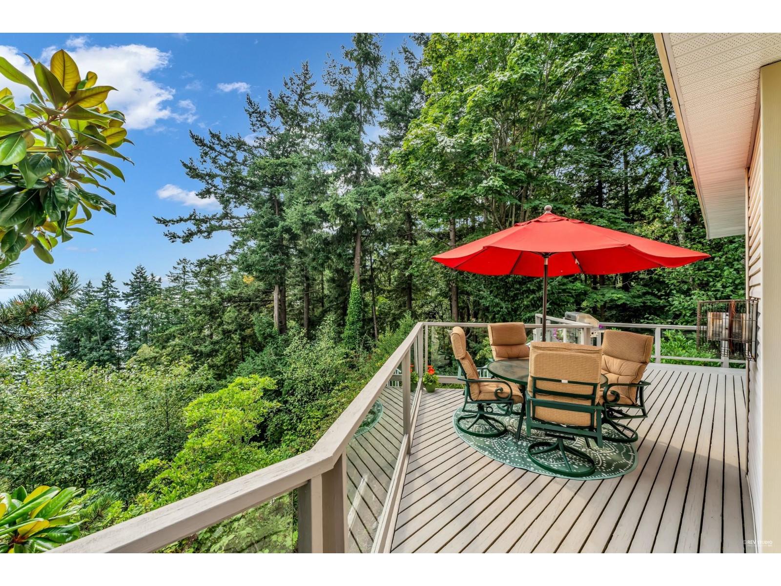 14104 MARINE DRIVE, White Rock