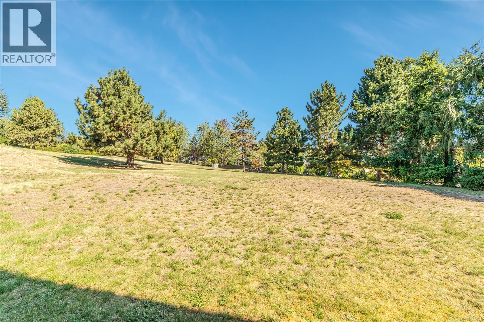 2663 Andover Rd, Nanoose Bay