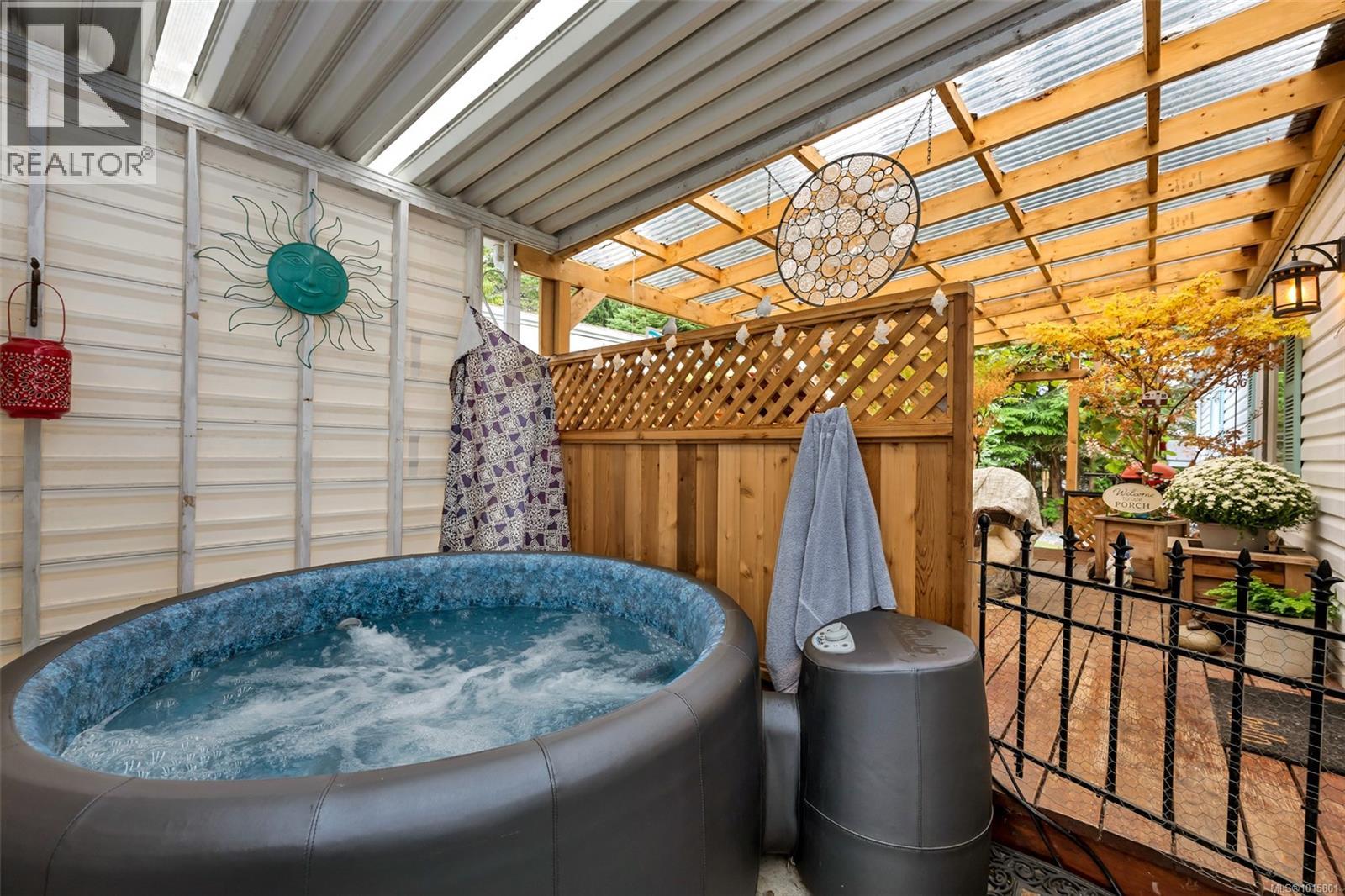 222 2779 Stautw Rd, Central Saanich