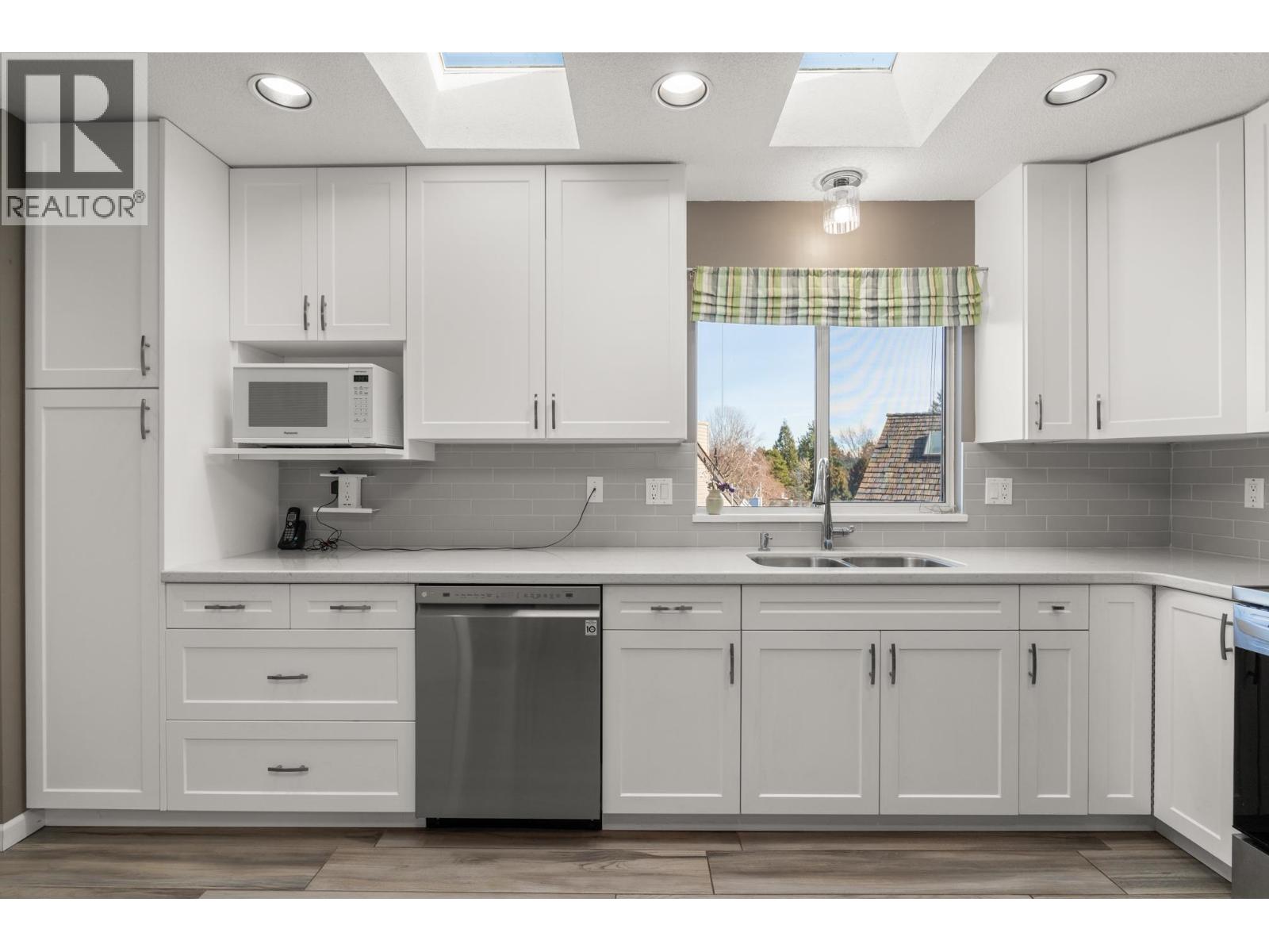 1480 VIEW Crescent, Delta