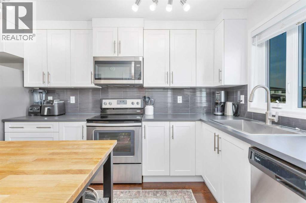 339 Viscount Drive, Red Deer