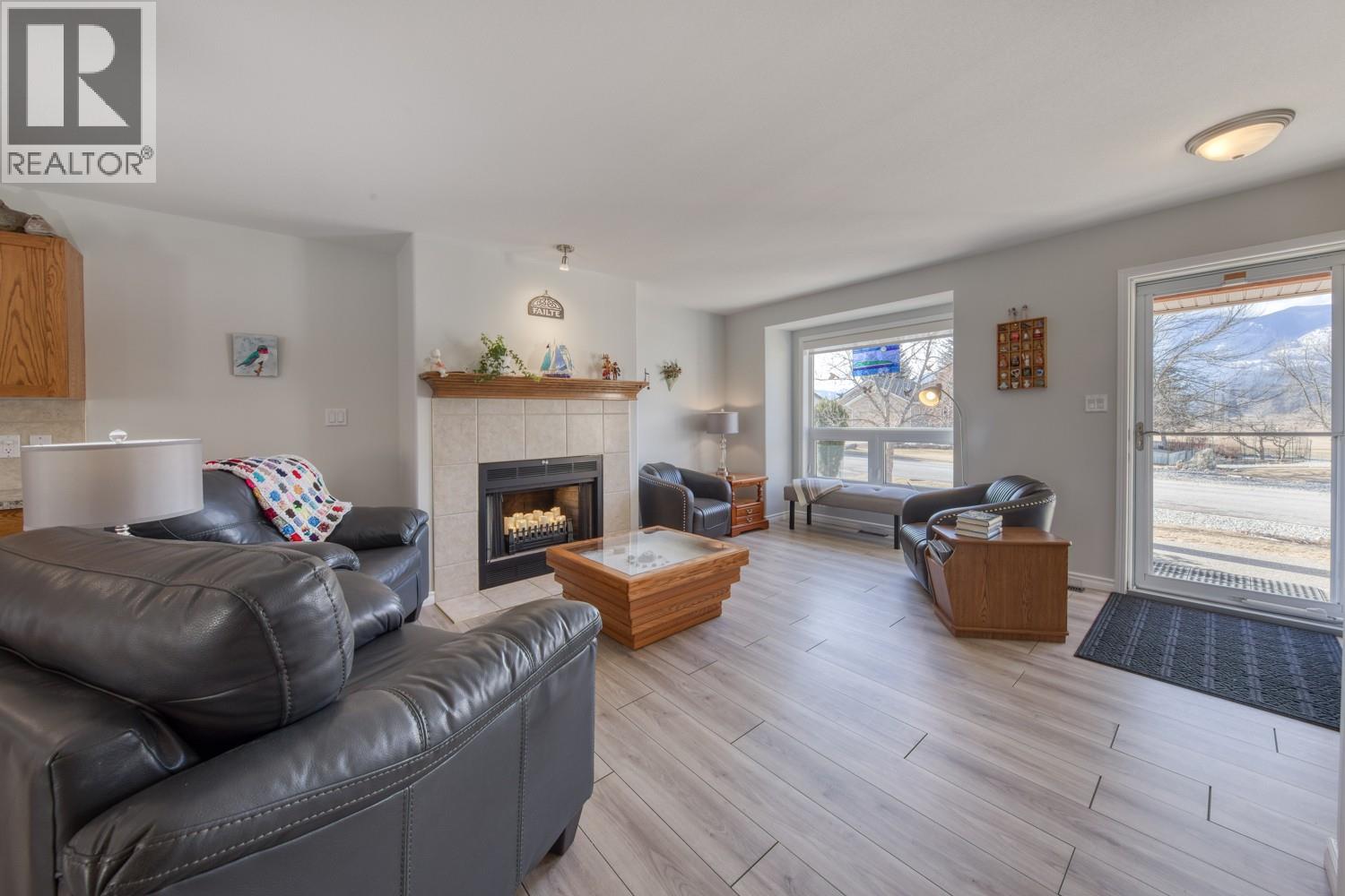 4887 Glen Eagle Drive, Fairmont Hot Springs
