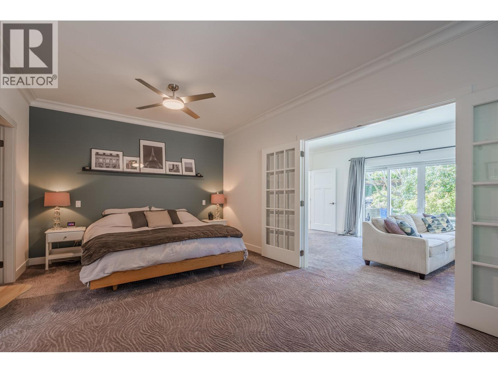 6323 ORACLE ROAD, Sechelt