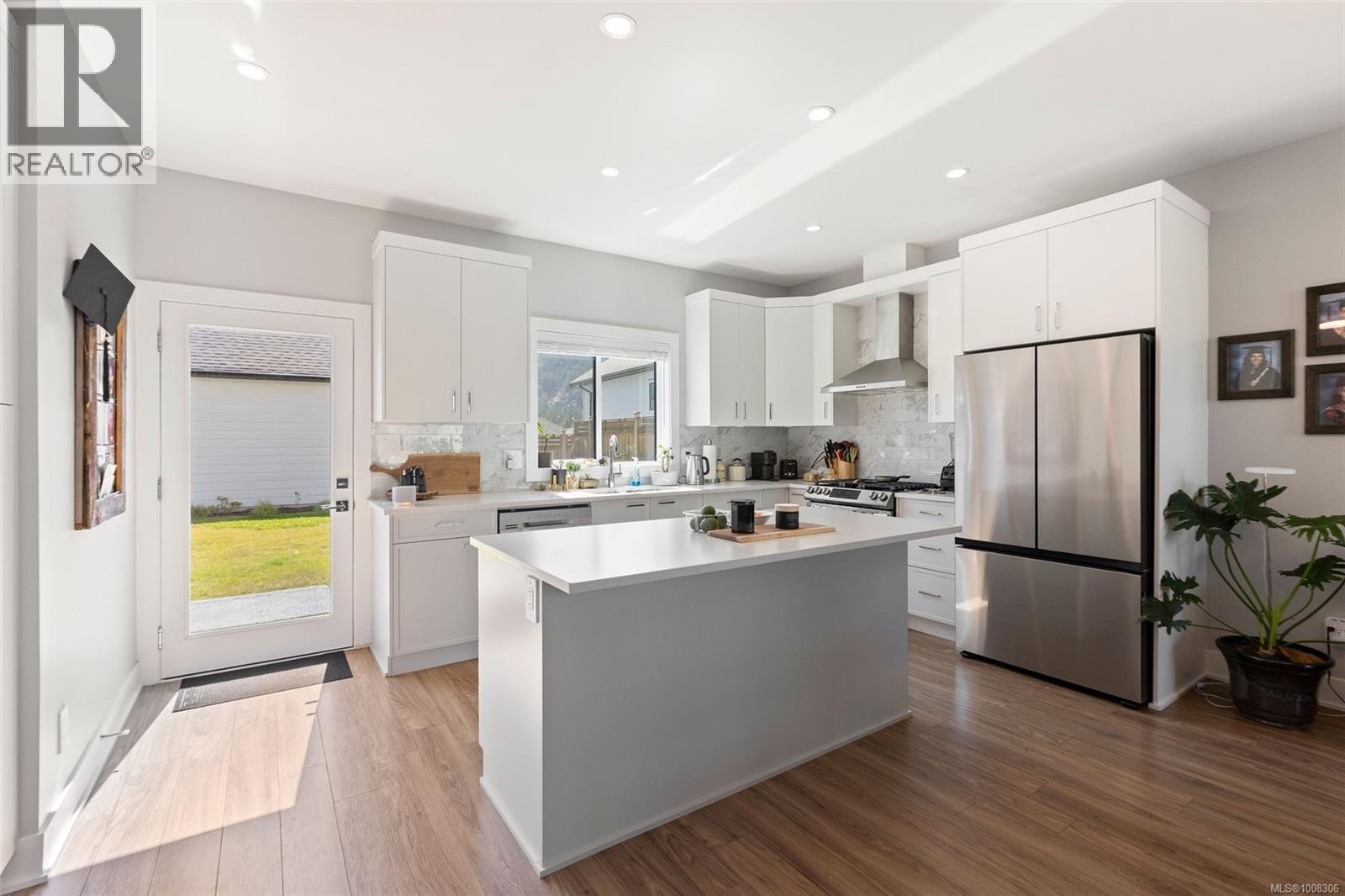  2911 Constellation Avenue, Langford