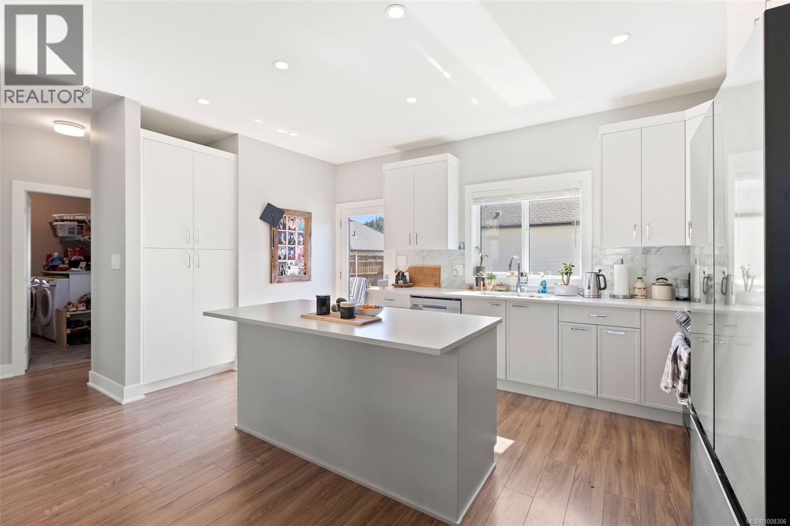  2911 Constellation Avenue, Langford