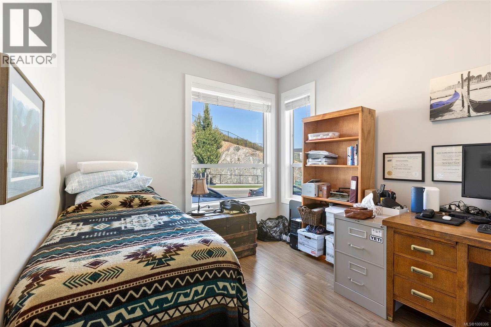  2911 Constellation Avenue, Langford