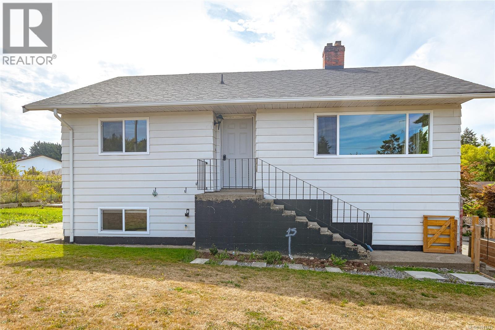 3995 Arlene Place, Saanich