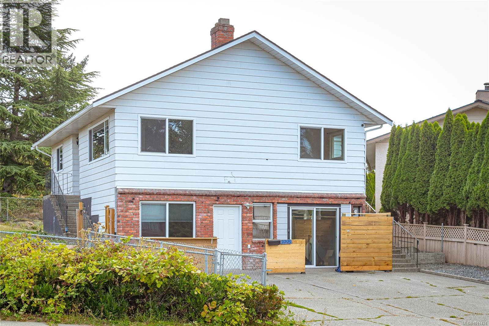  3995 Arlene Place, Saanich