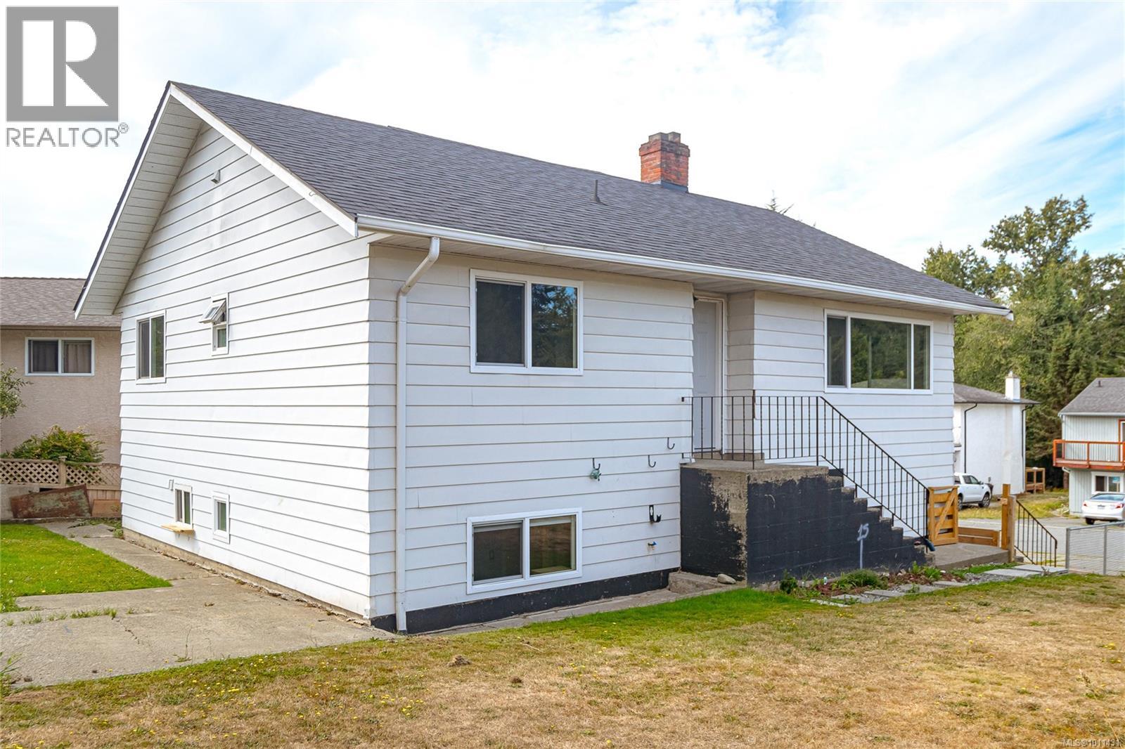  3995 Arlene Place, Saanich