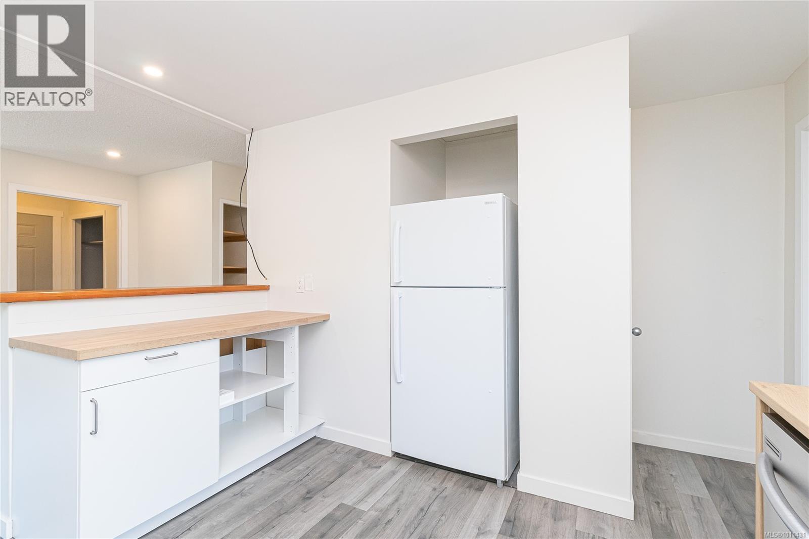  3995 Arlene Place, Saanich