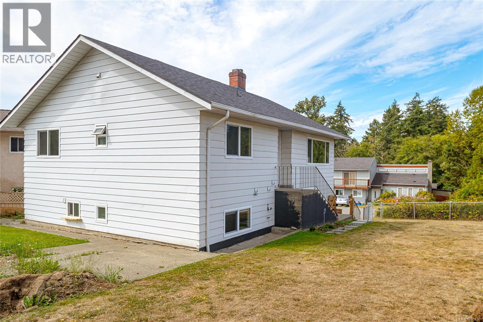  3995 Arlene Place, Saanich