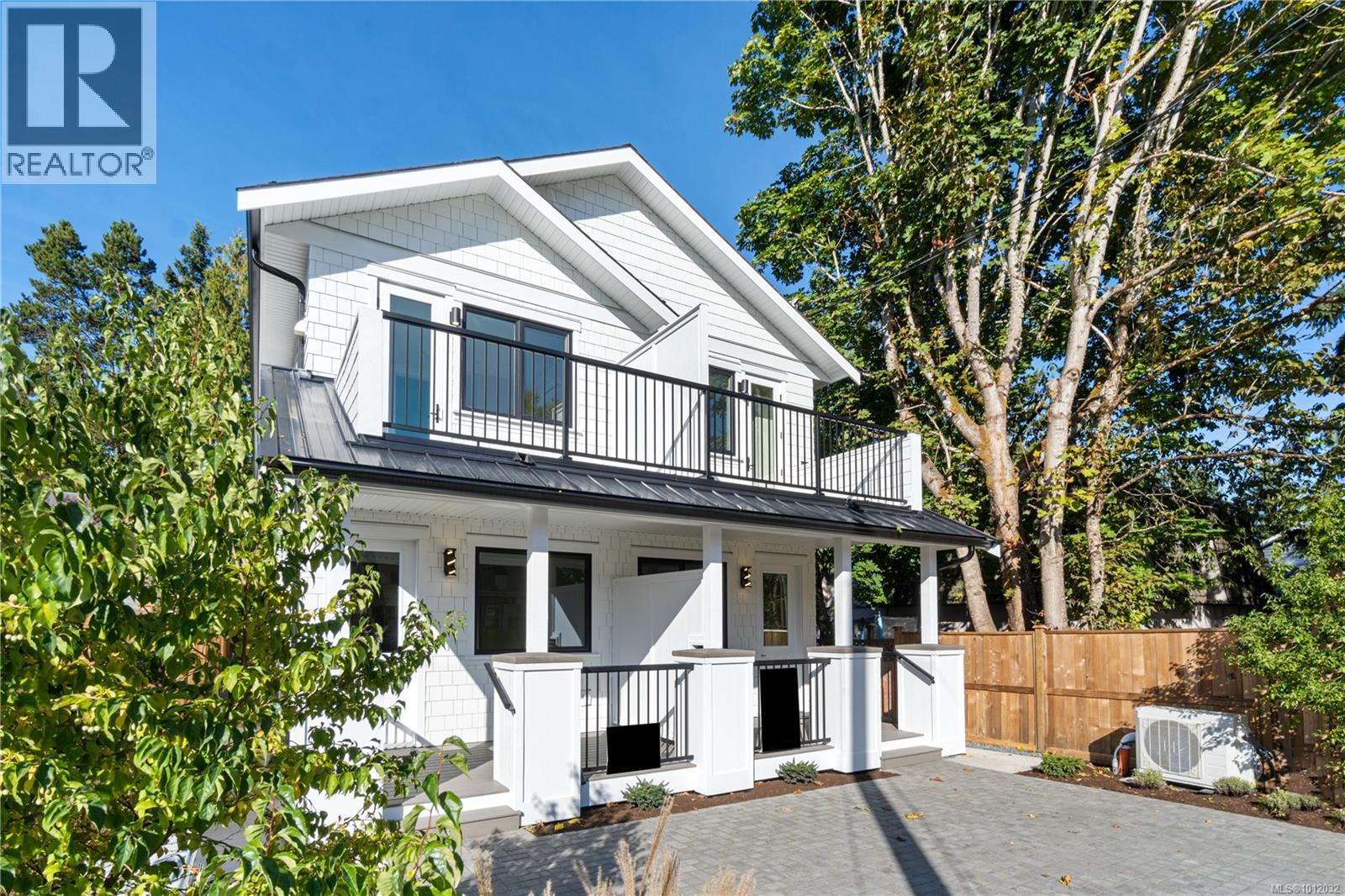 A 149 First Ave W, Qualicum Beach