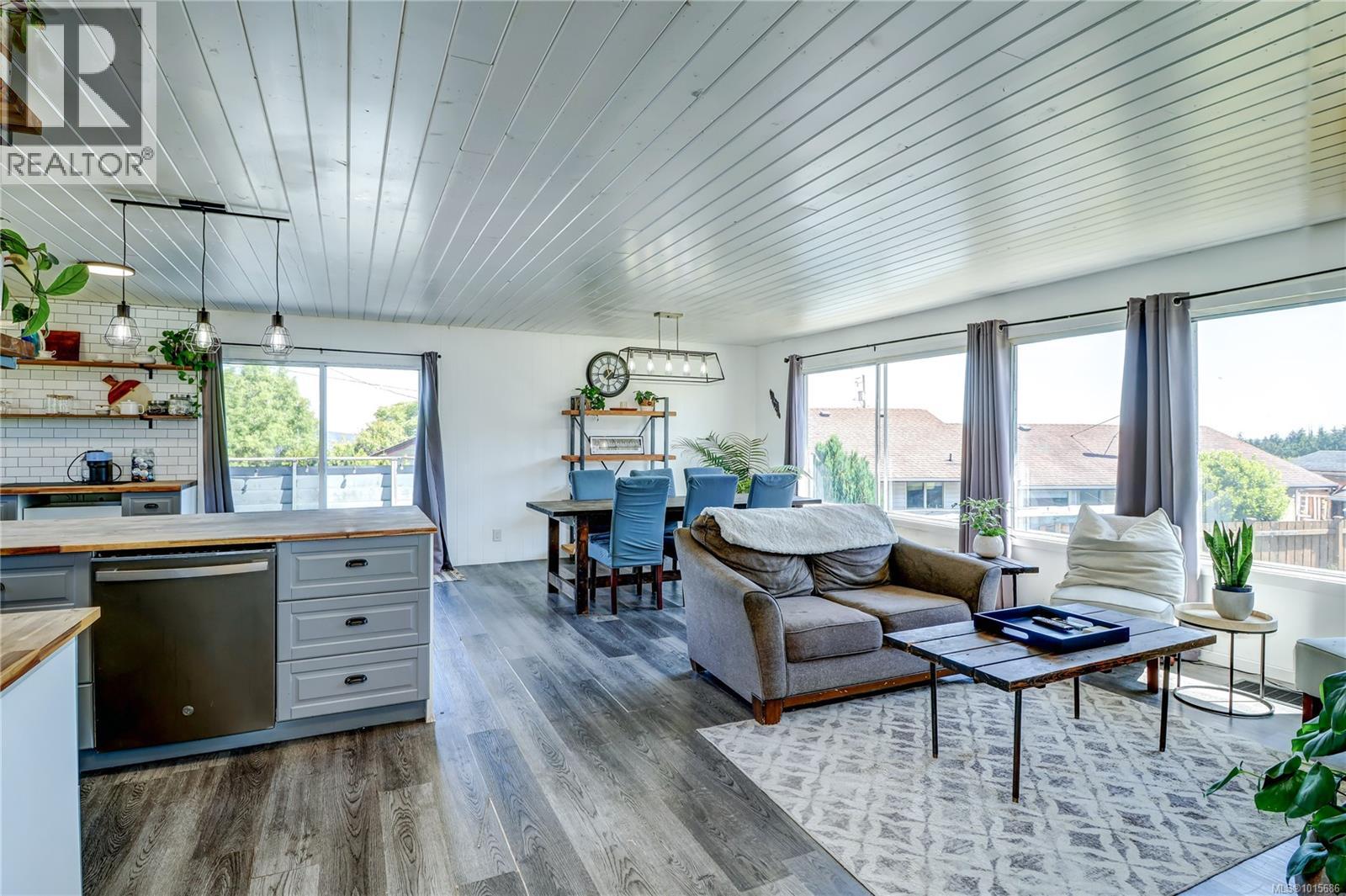 2530 Mountview Cres, Port McNeill