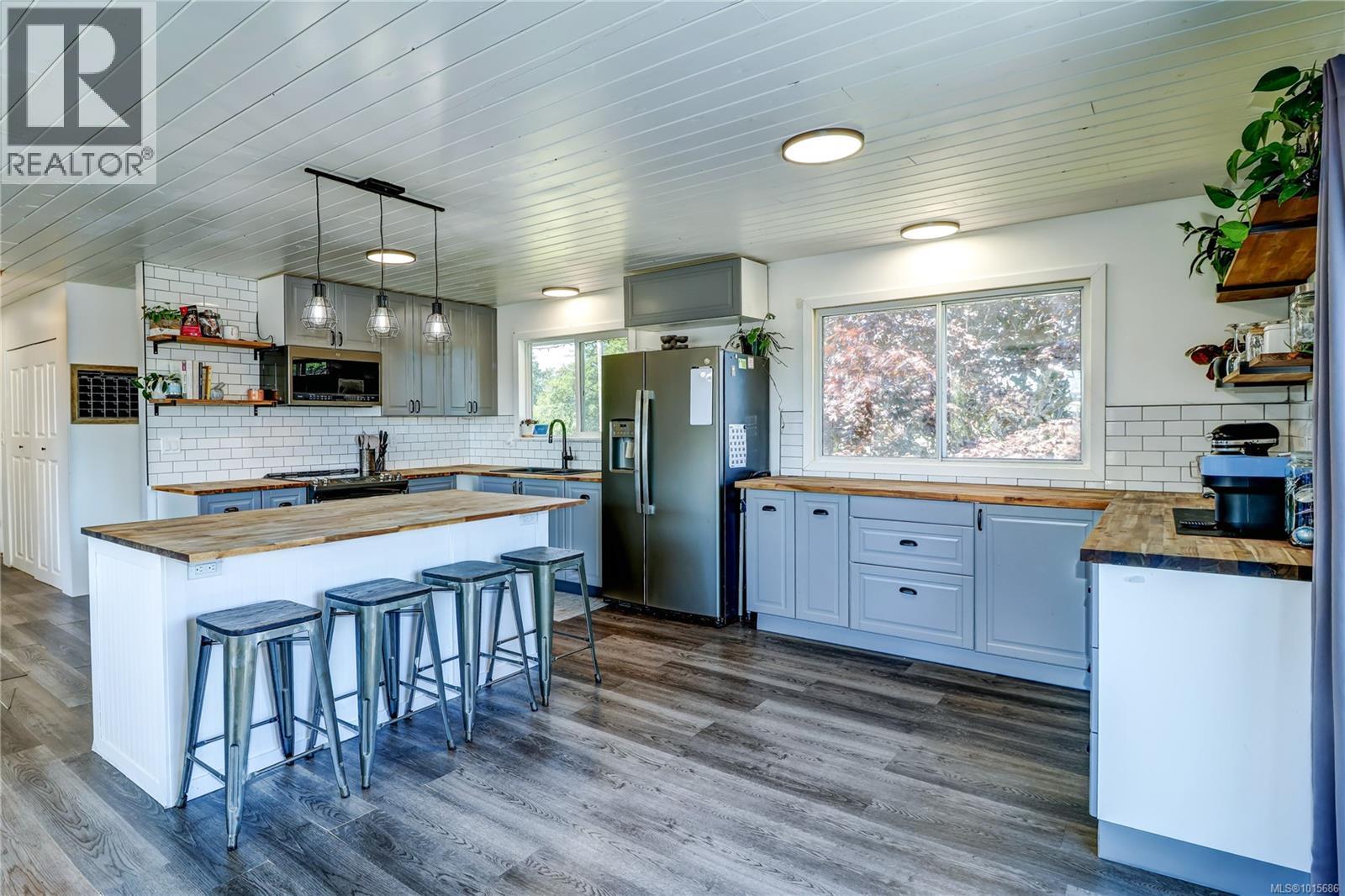 2530 Mountview Cres, Port McNeill