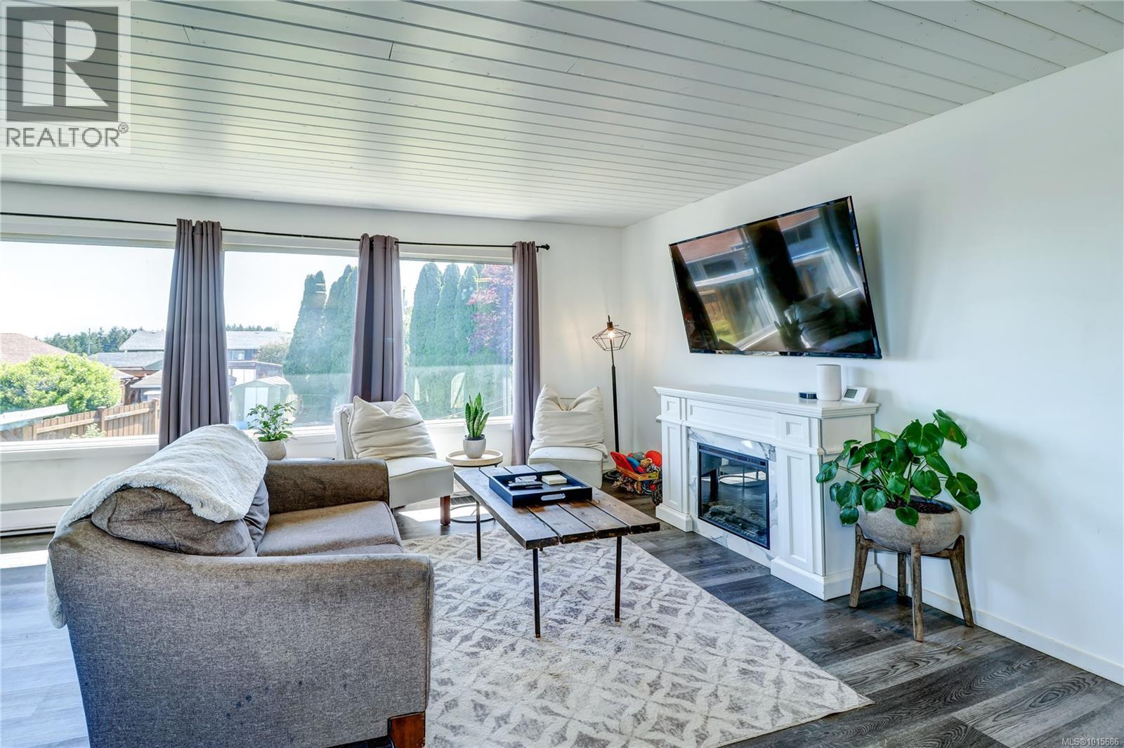 2530 Mountview Cres, Port McNeill