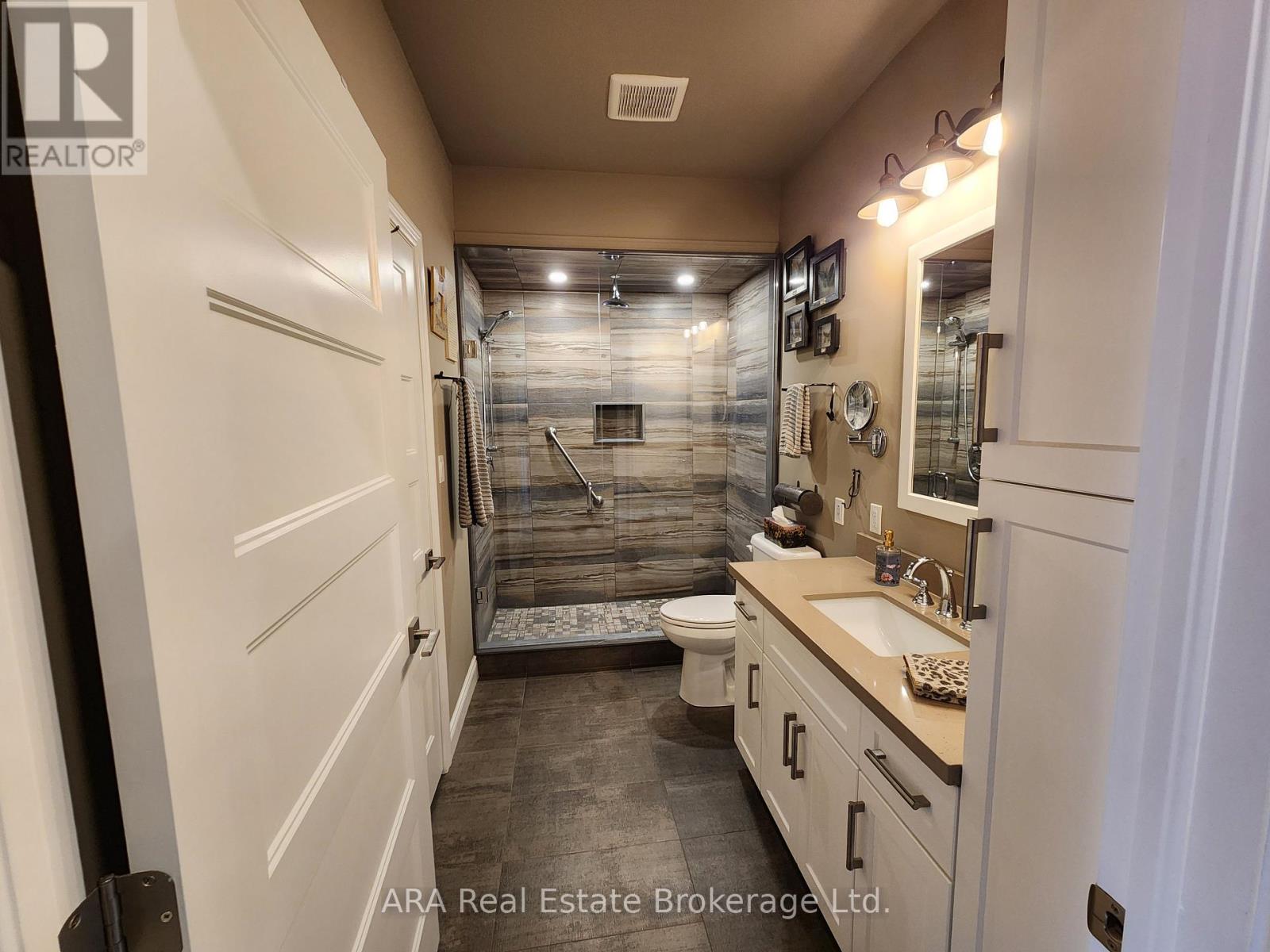 #32 410 RIDGE ROAD - 17
