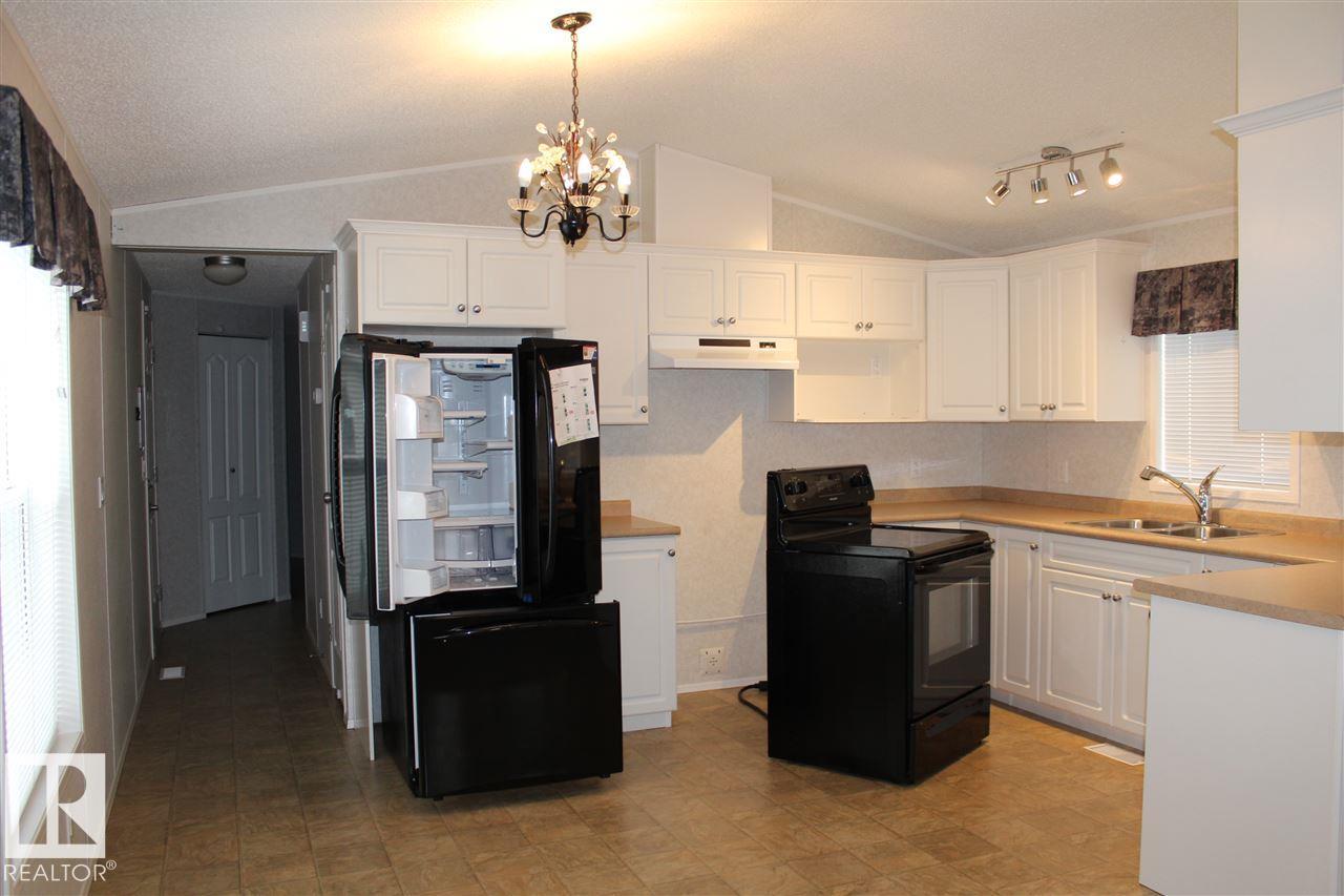 1133 Aspen DR, Leduc