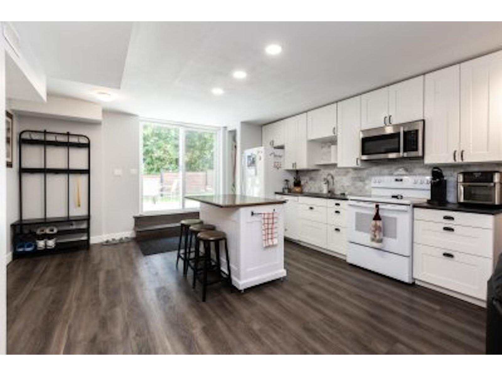 Basement 20454 91A AVENUE, Langley