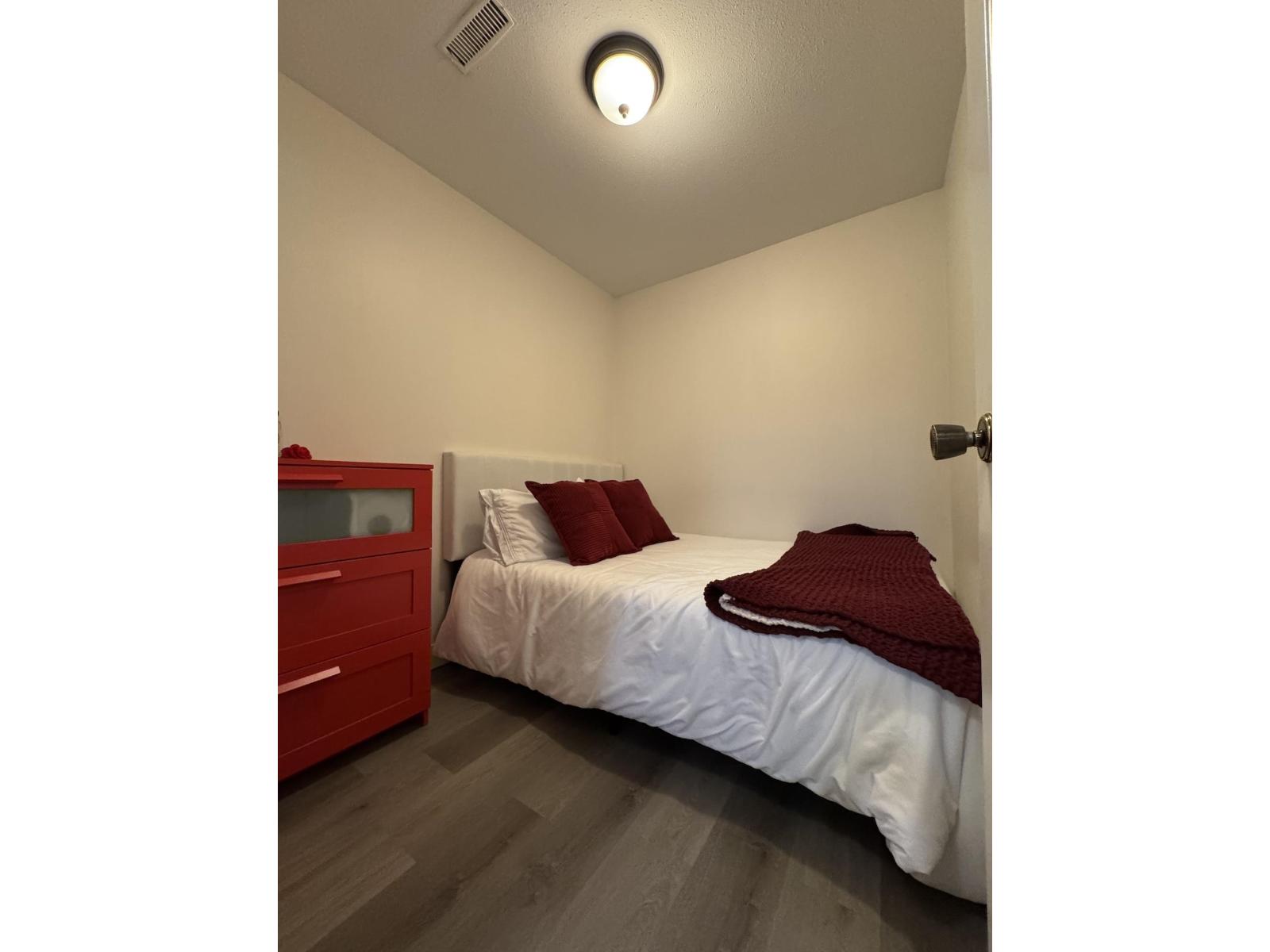 Basement 20454 91A AVENUE, Langley